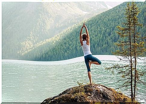 5 simple yoga poses to channel your energy