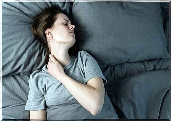 How chronic pain and sleep affect each other